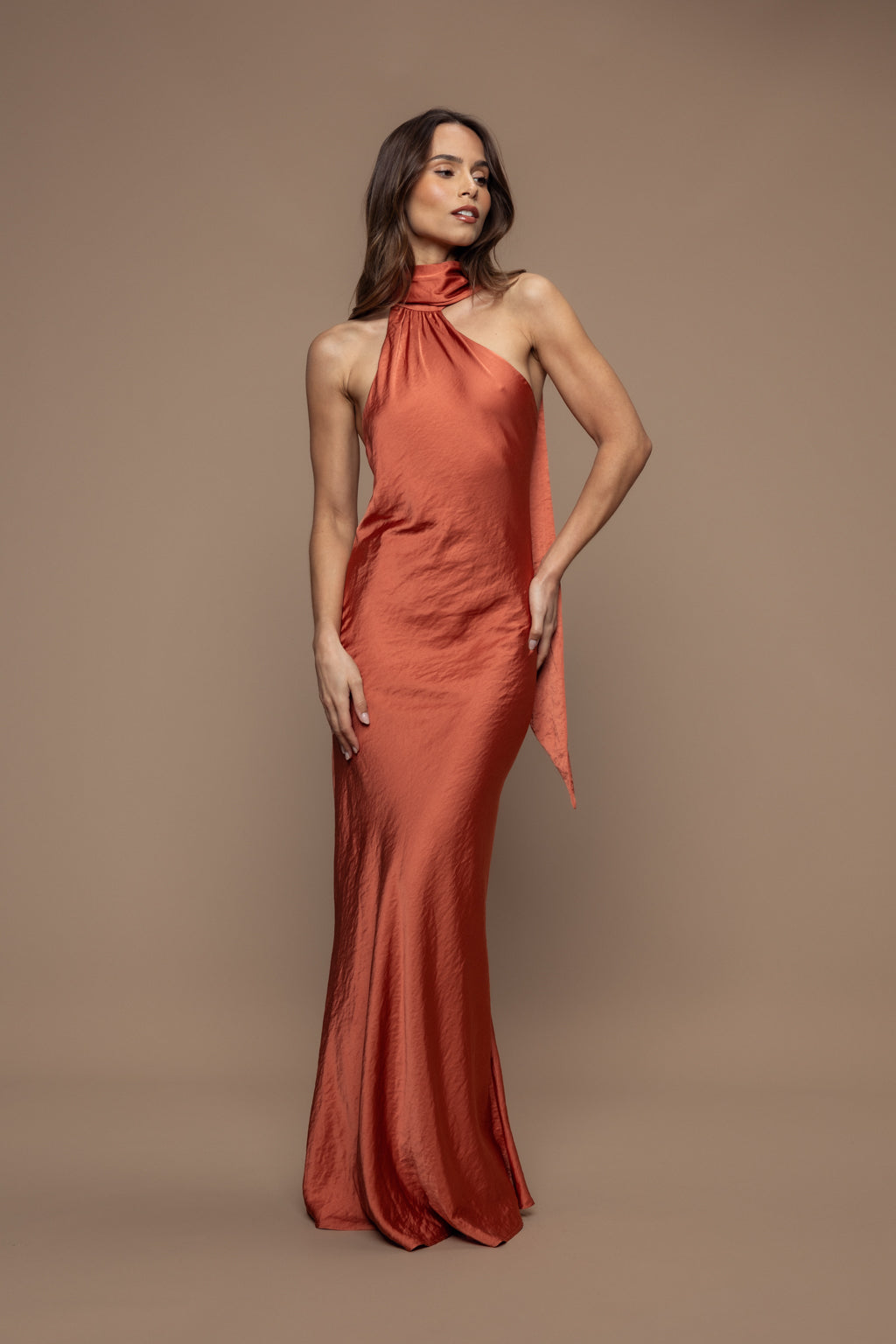 Robe écharpe allure terracotta
