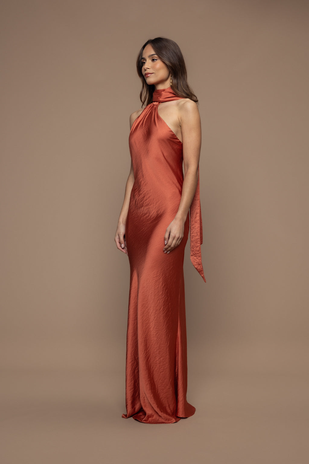 Robe écharpe allure terracotta