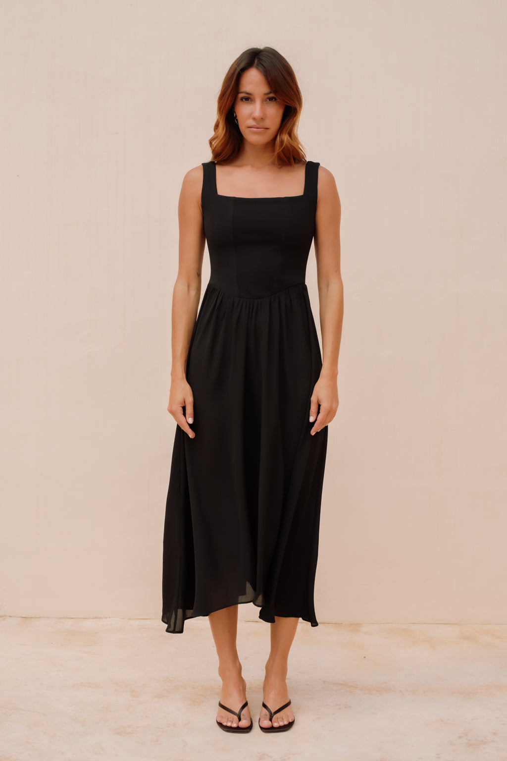 Robe Vanessa noir