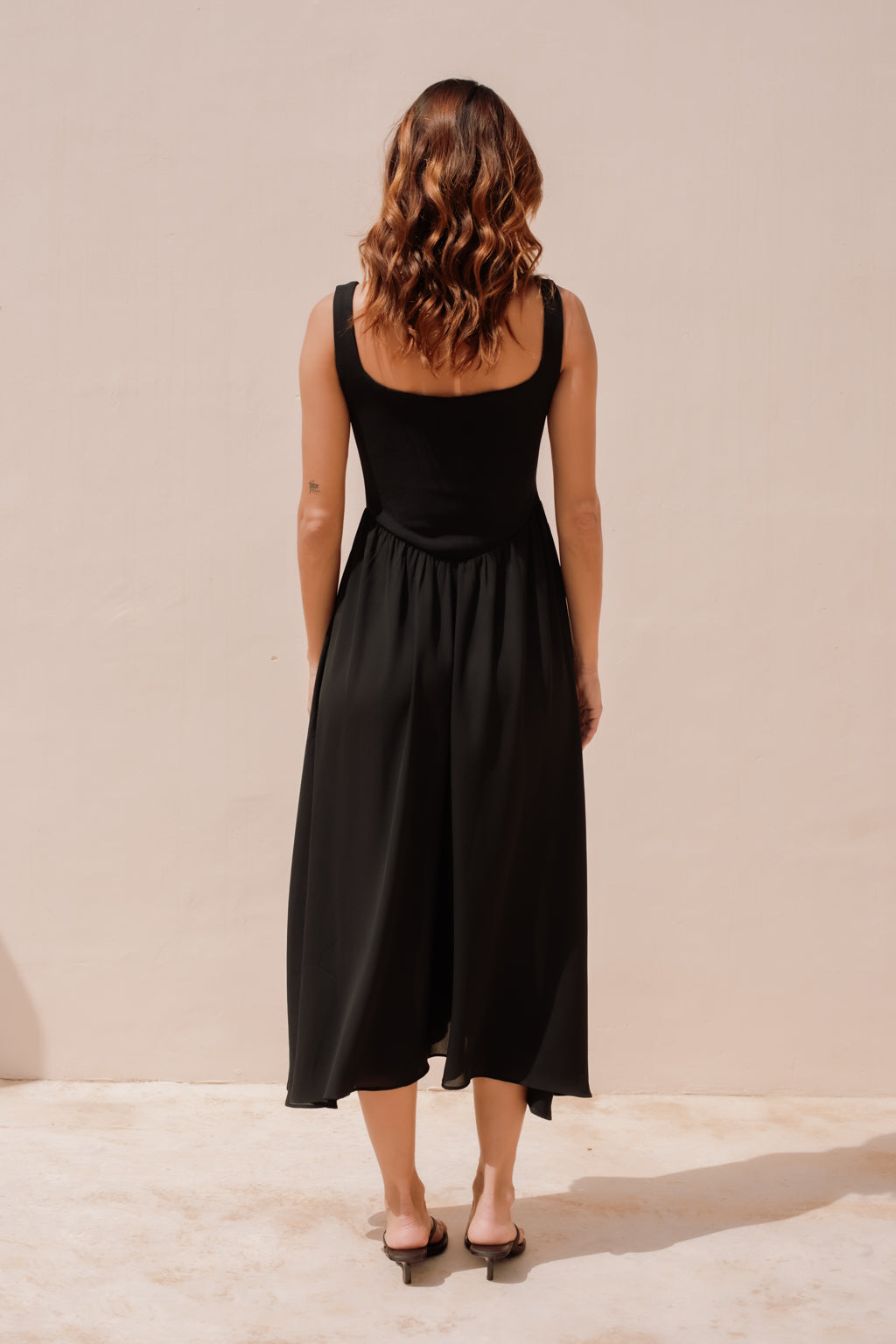 Robe Vanessa noir